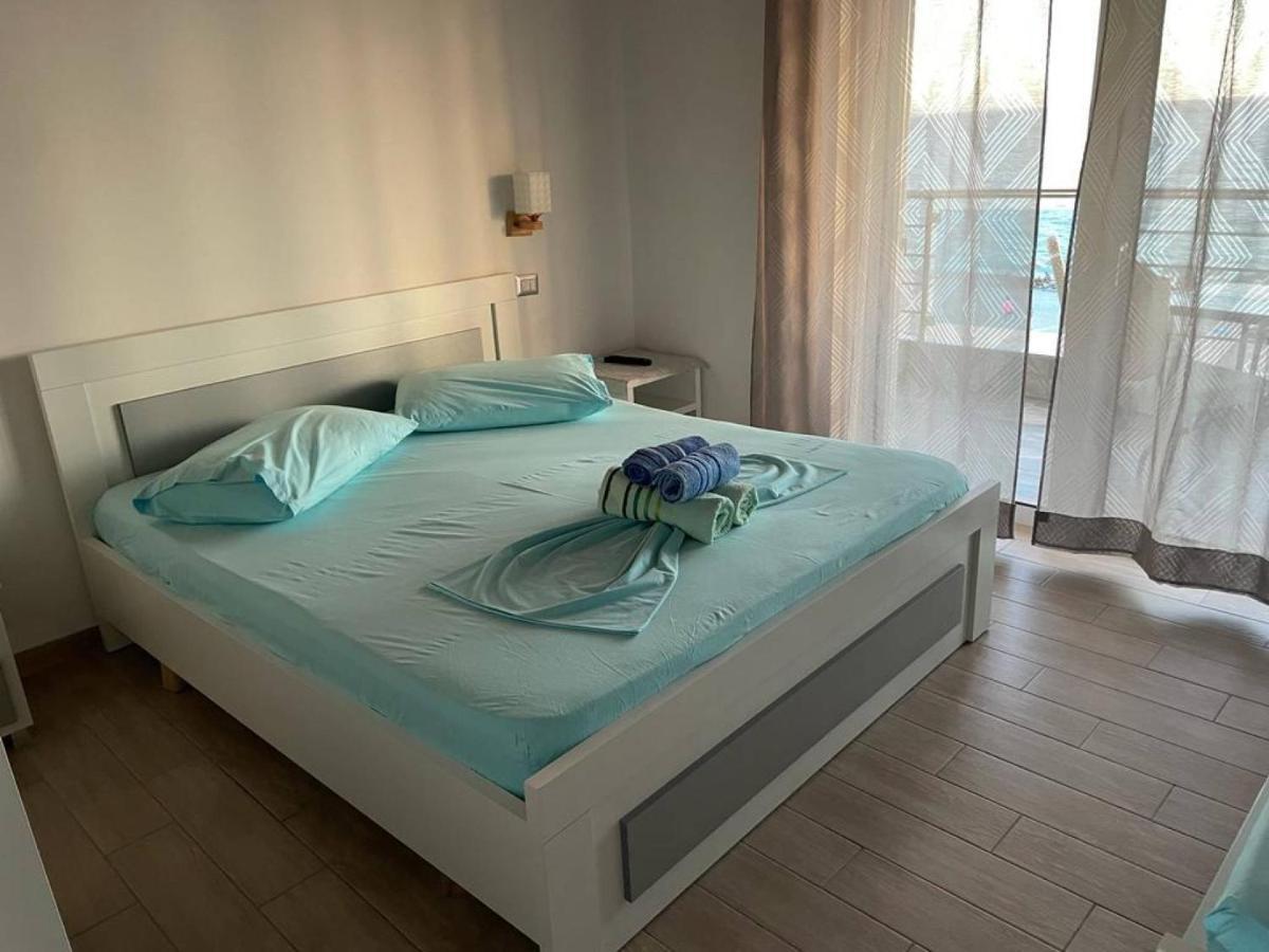 Wave N' Sea Apartments ฮีมาเรอ ภายนอก รูปภาพ